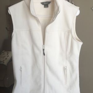 Natural Reflections Cream Fleece Vest - Medium